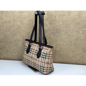 BURBERRY 3200977 HAYMARKET CHECK TOTE BAG BURBERRY 3200977 HAYMARKET CHECK TOTE BAG